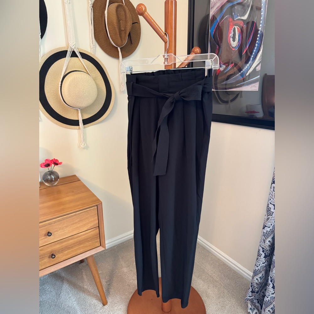 Athleta Black Skyline Pant with Belt size 4